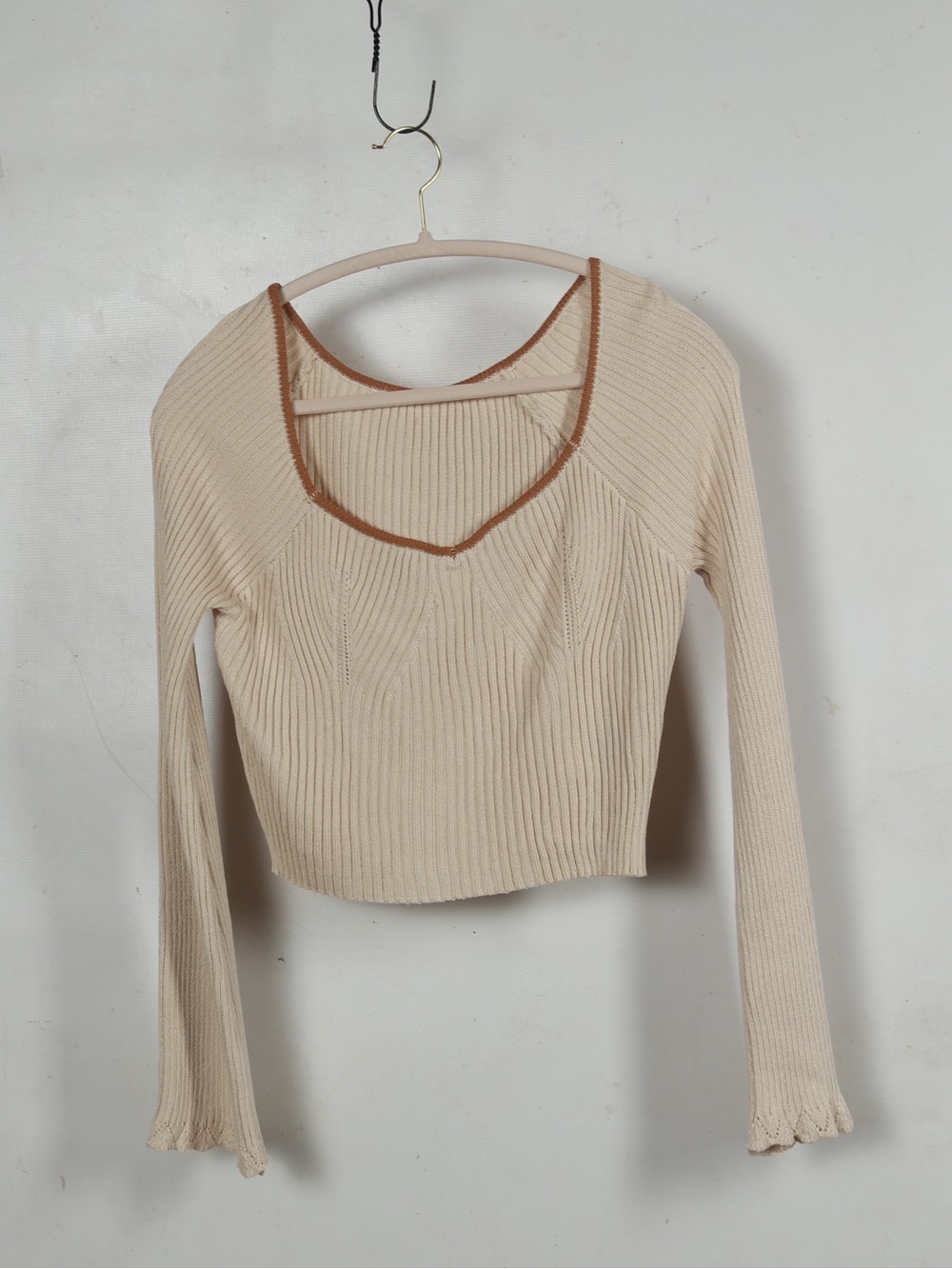Cream Ribbed Long-Sleeve Scoop Neck Top with Contrast Trim